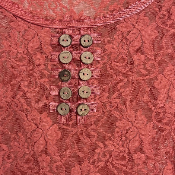 BKE | Coral Lace Blouse | Size Medium - Picture 2 of 5
